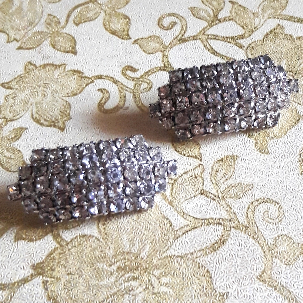 VTG PRONG SET RHINESTONE SHOE CLIPS!